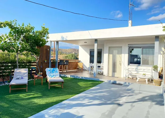 Ammos Kalamaki - For Holidays At The Beach